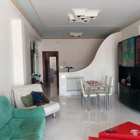 Jenny Apartamento Syracuse Exterior foto