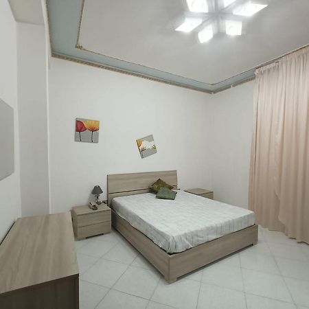 Jenny Apartamento Syracuse Exterior foto